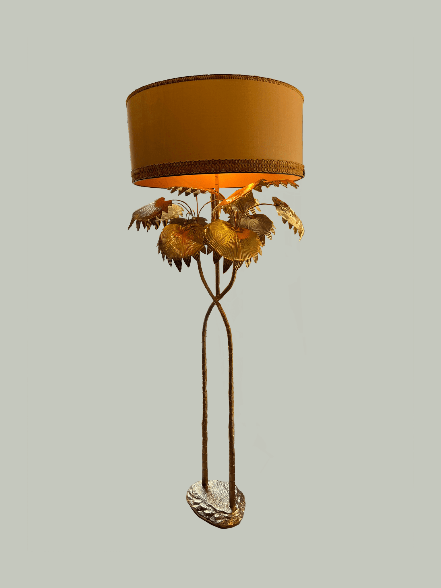 Lamp palm met lampenkap